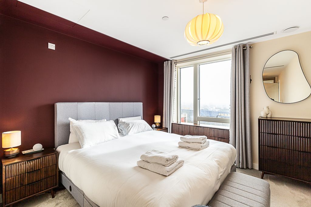 Property photo 2 of 38