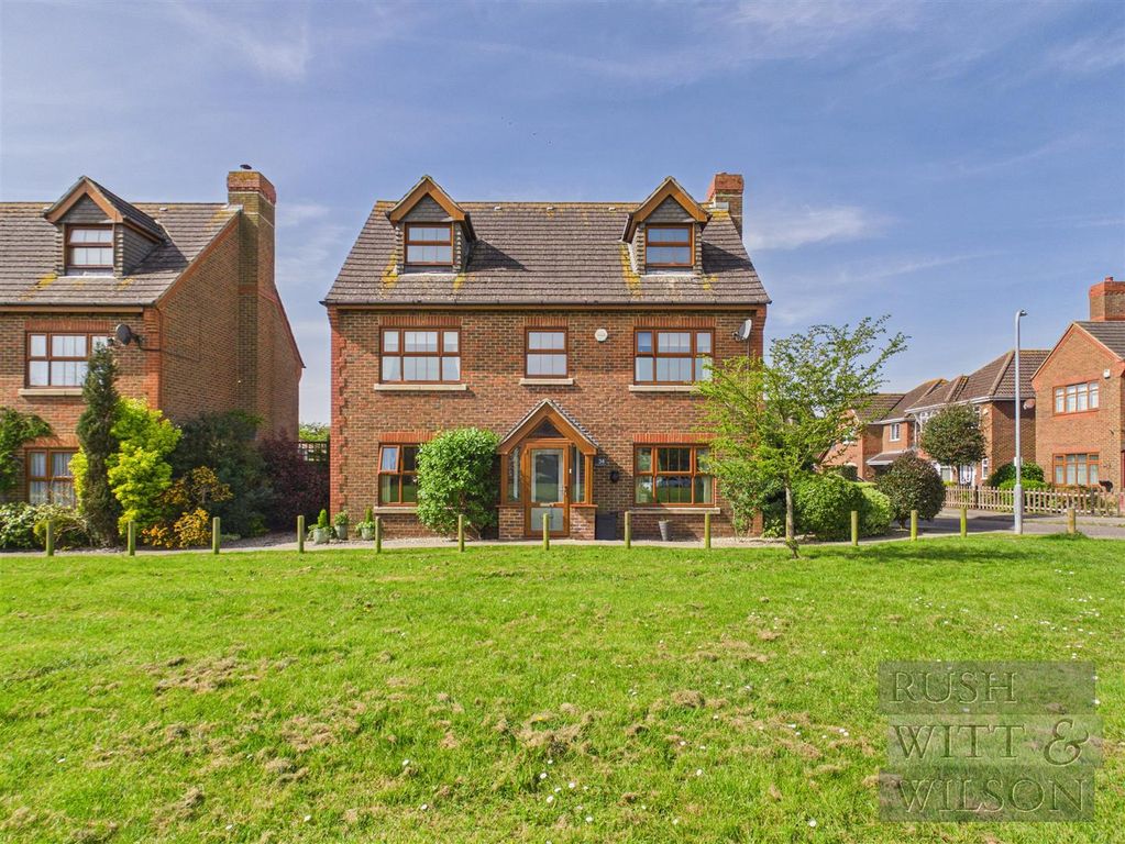 Property photo 1 of 31