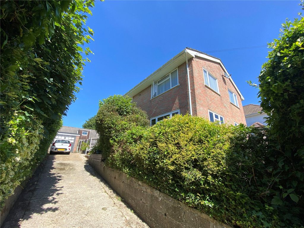Property photo 1 of 22 Picture No. 28