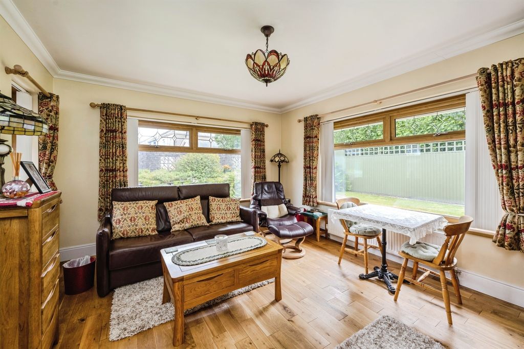 Property photo 1 of 27