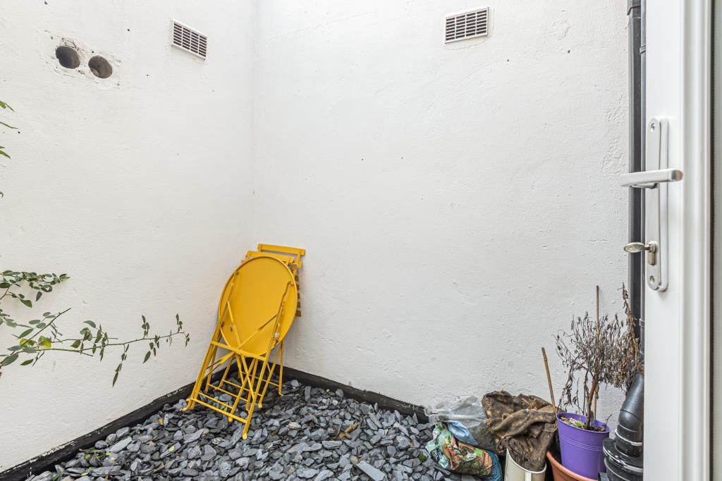Property photo 2 of 11 Interna View