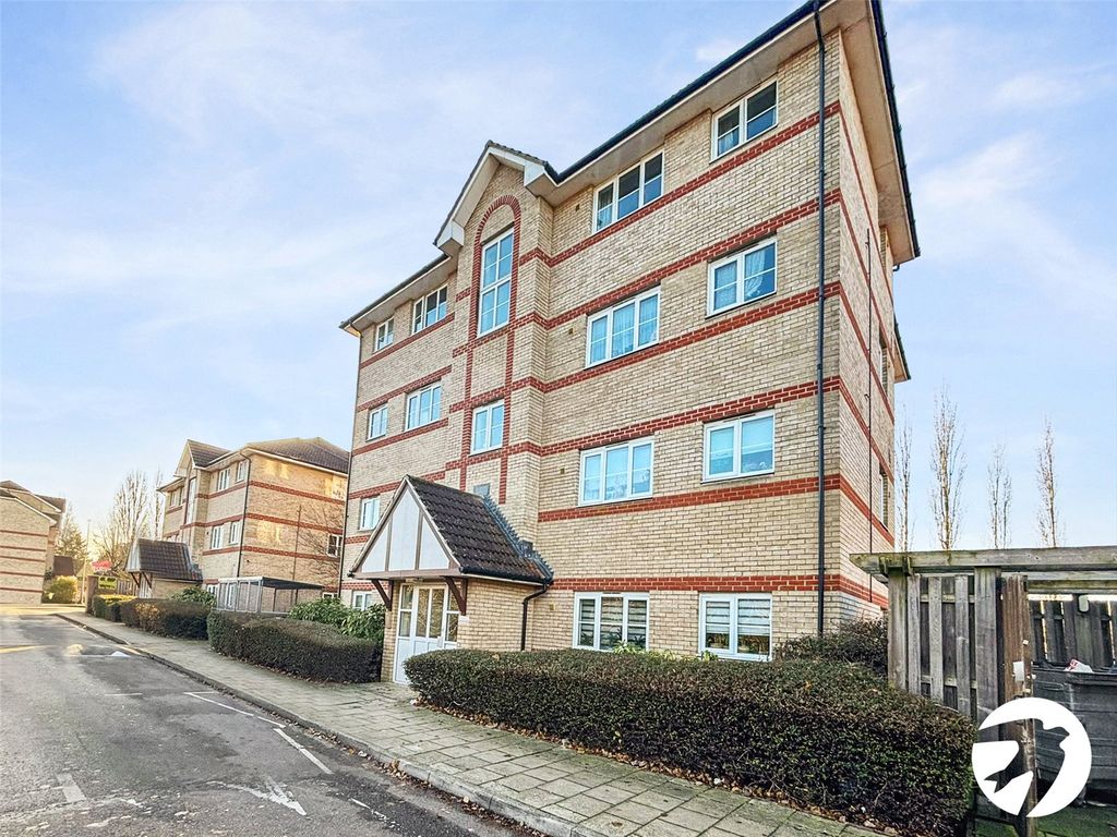 Property photo 1 of 8 External