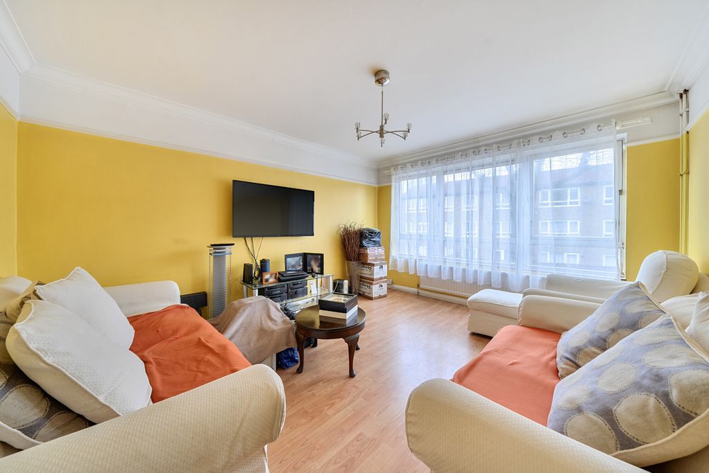 Property photo 2 of 17 1404293-16-697769...