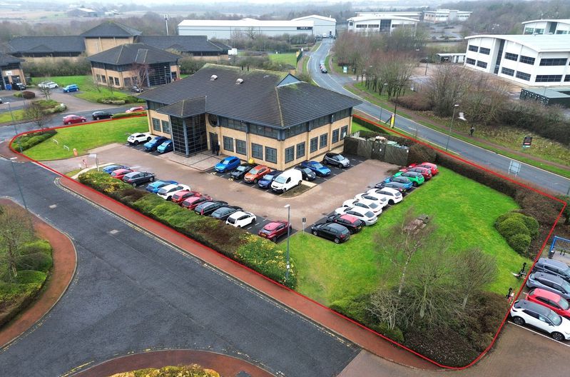 Property photo 3 of 19 Photo 15