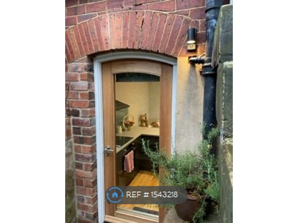 Property photo 1 of 13 Entrance