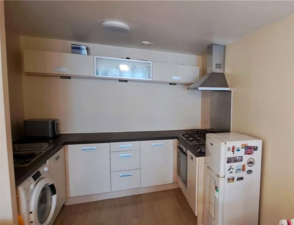 Property photo 3 of 8 Picture No. 02