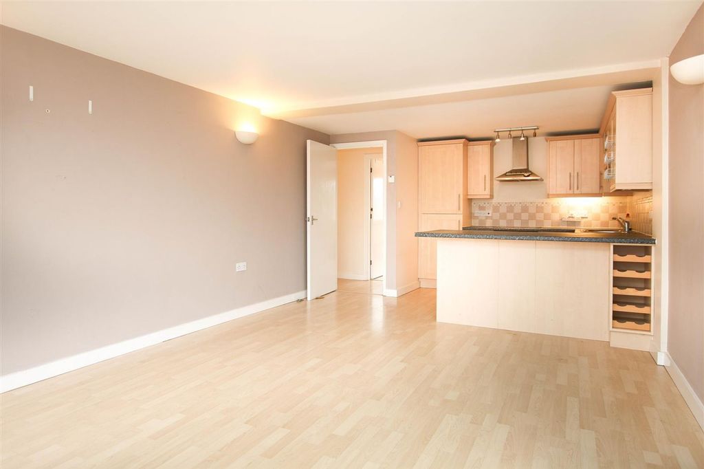 Property photo 3 of 10 Img_9167.Jpg