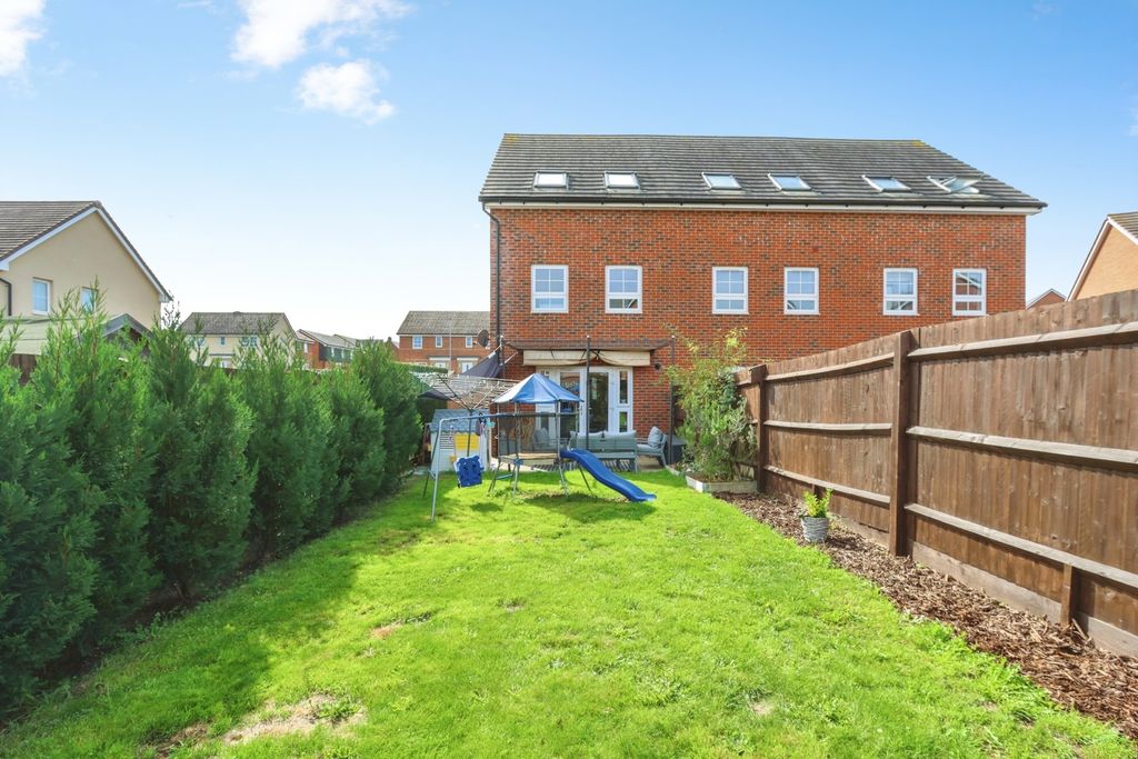 Property photo 2 of 20 Pbox-Img.Jpg
