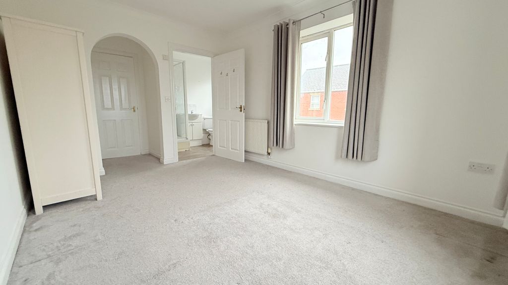 Property photo 2 of 15 Img_E7106