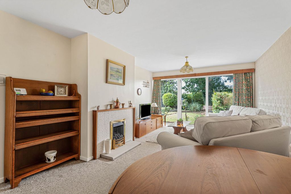 Property photo 3 of 13