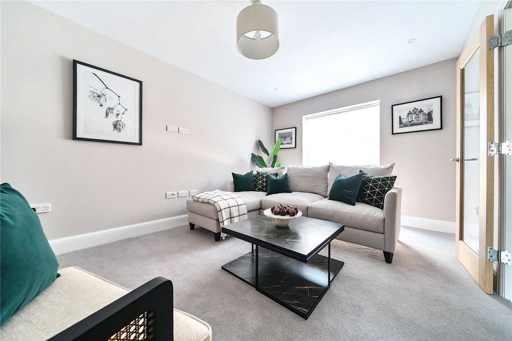 Property photo 3 of 11 Picture No. 10