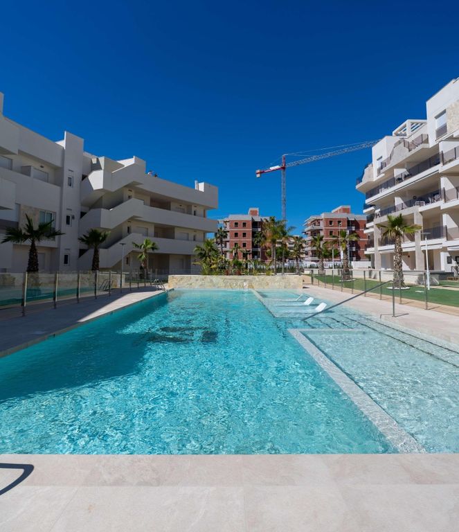 Property photo 3 of 38