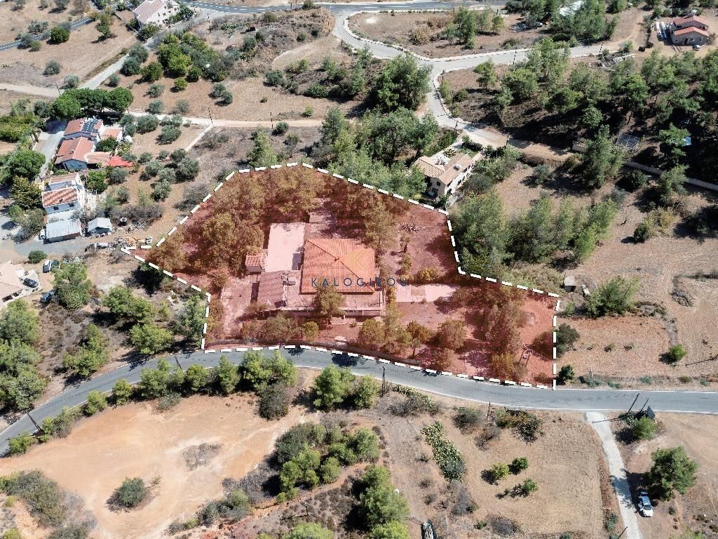 Property photo 2 of 10