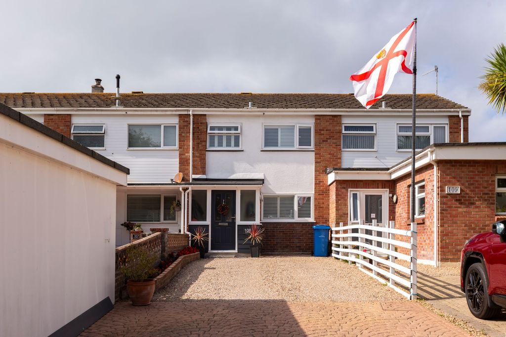 Property photo 1 of 38