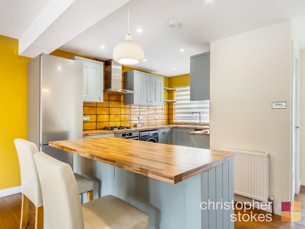 Property photo 3 of 16 4411073