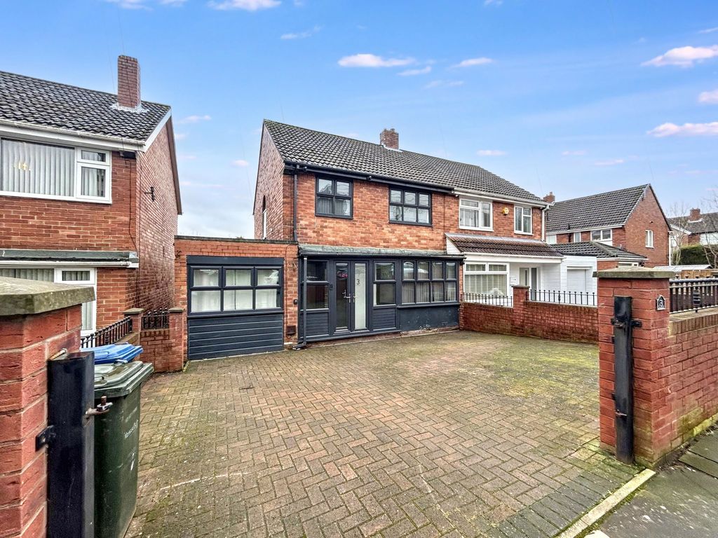 Property photo 1 of 25