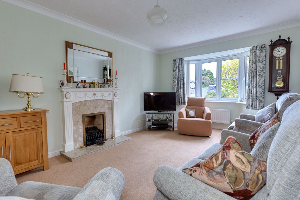 Property photo 2 of 29 Photo 15