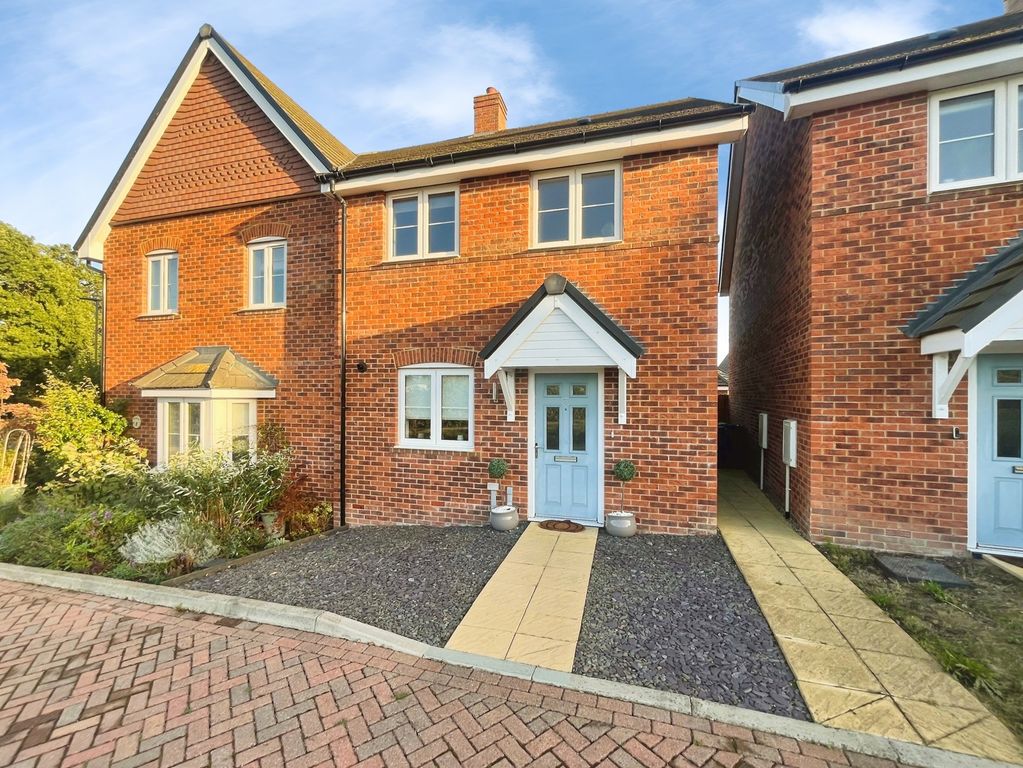 Property photo 1 of 11 Pbox-Img.Jpg