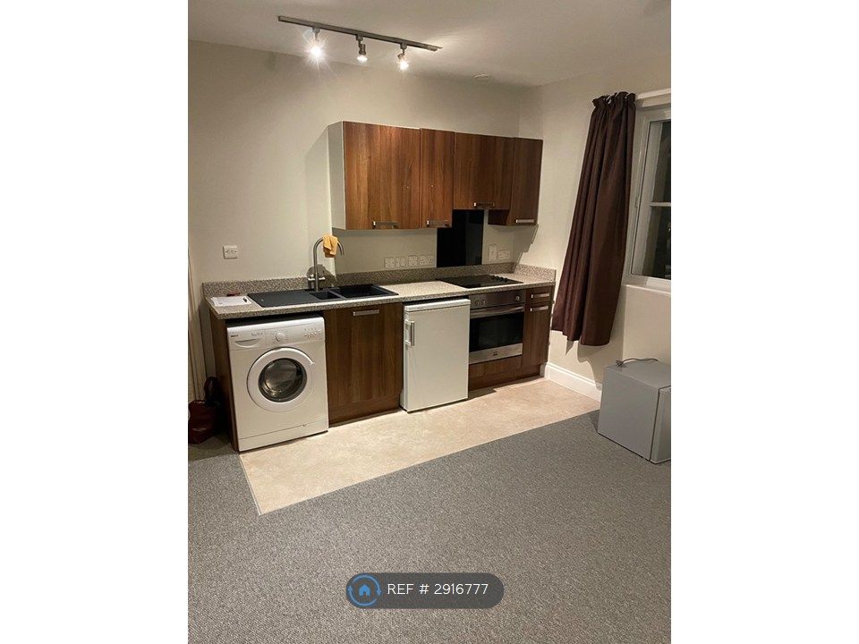 Property photo 2 of 3