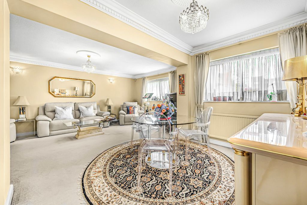 Property photo 2 of 12 Picture No. 04