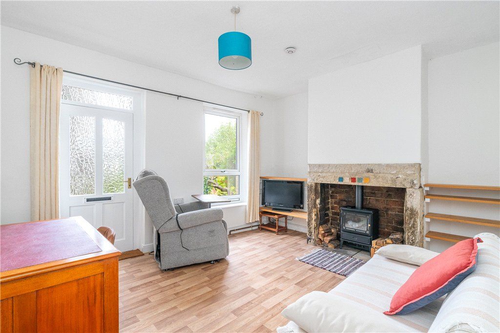 Property photo 3 of 16 Sitting Room