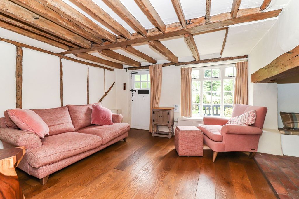 Property photo 2 of 26