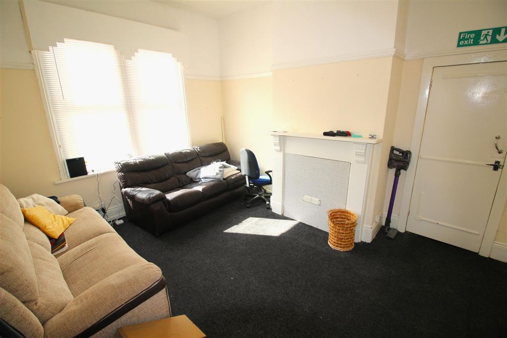 Property photo 3 of 5 Img_1629.Jpg