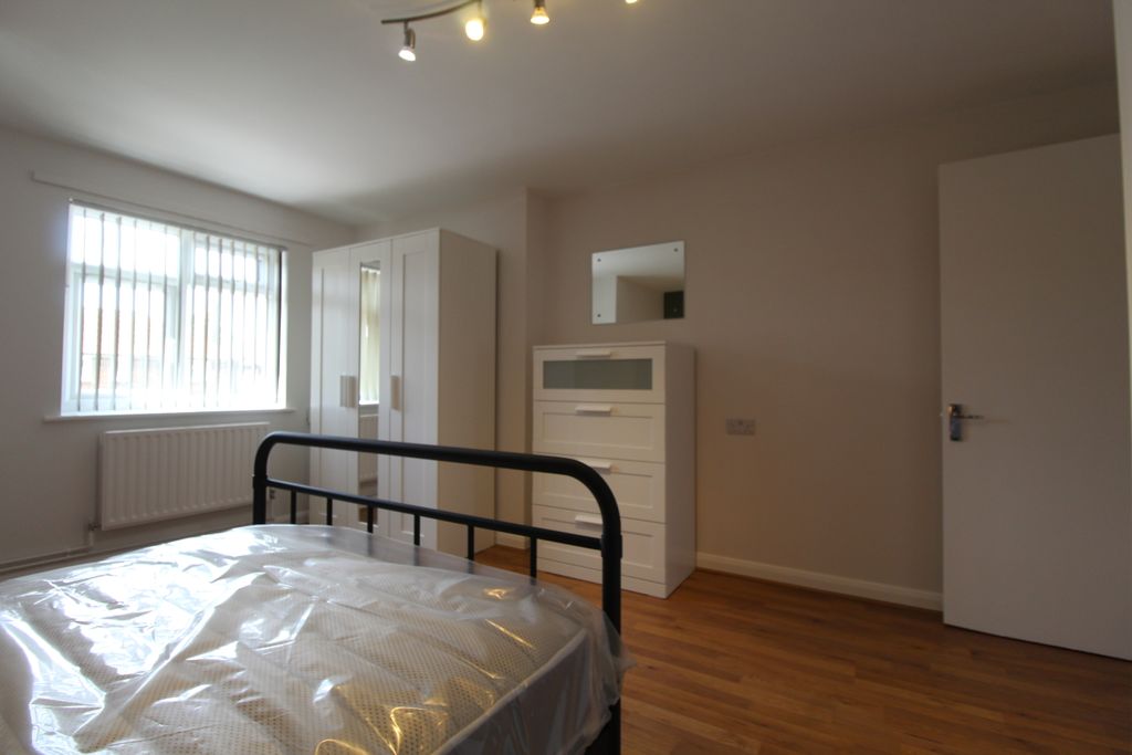 Property photo 3 of 13 2