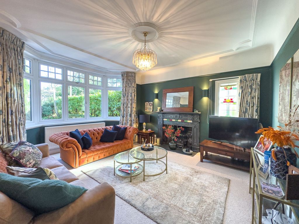 Property photo 2 of 30