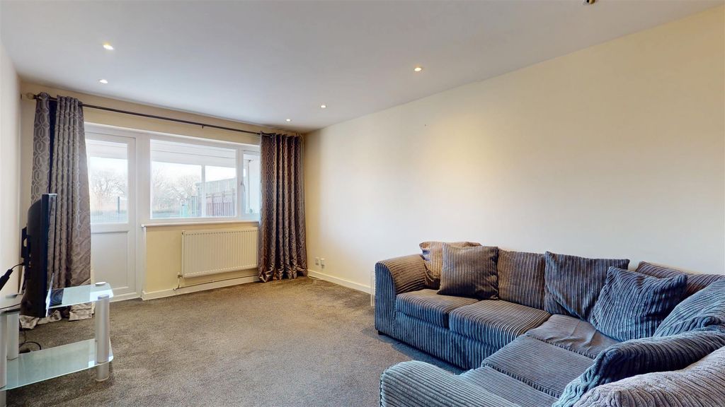 Property photo 2 of 9 02062026_001520.Jpg