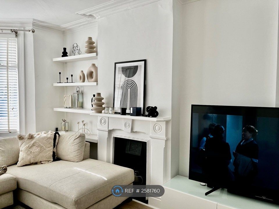 Property photo 1 of 14 Newly Refurbished  Near Selhurst Station