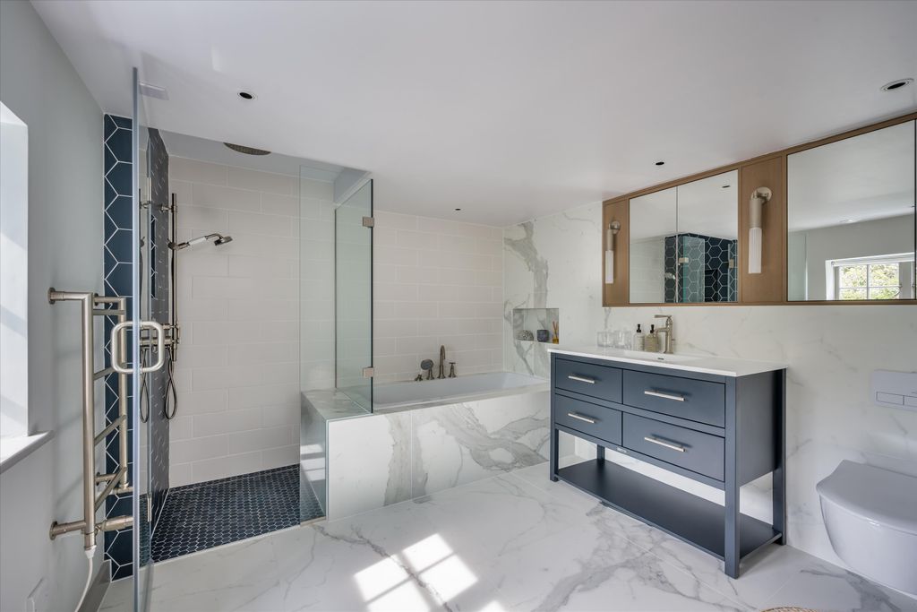 Additional image 22 of 7 bed detached house for saleShore Road, Bosham, Chichester, West Sussex PO18.