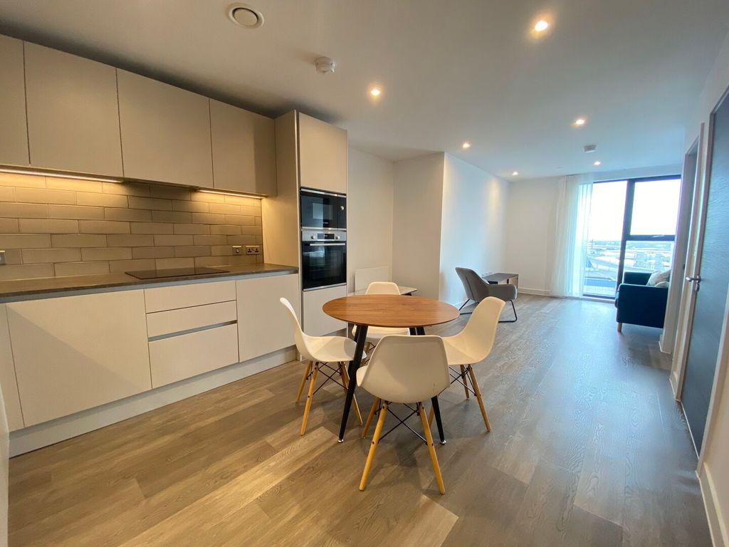 Property photo 2 of 20 Img_34580_14_Original.Jpg