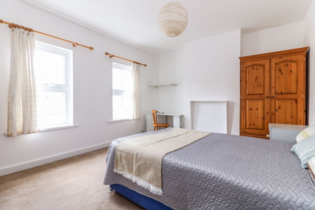 Property photo 3 of 13 Bedroom