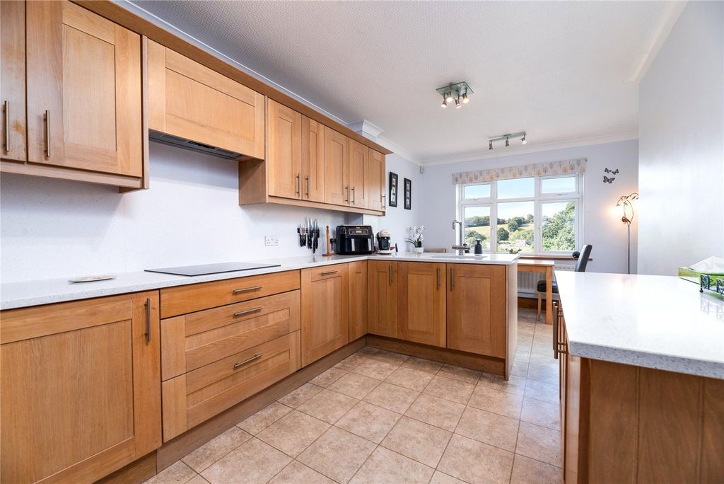 Property photo 2 of 53 Picture No. 59