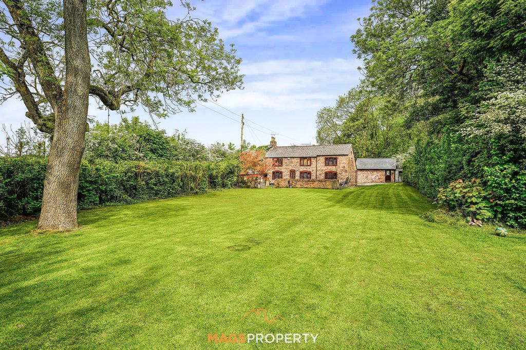 Property photo 1 of 44