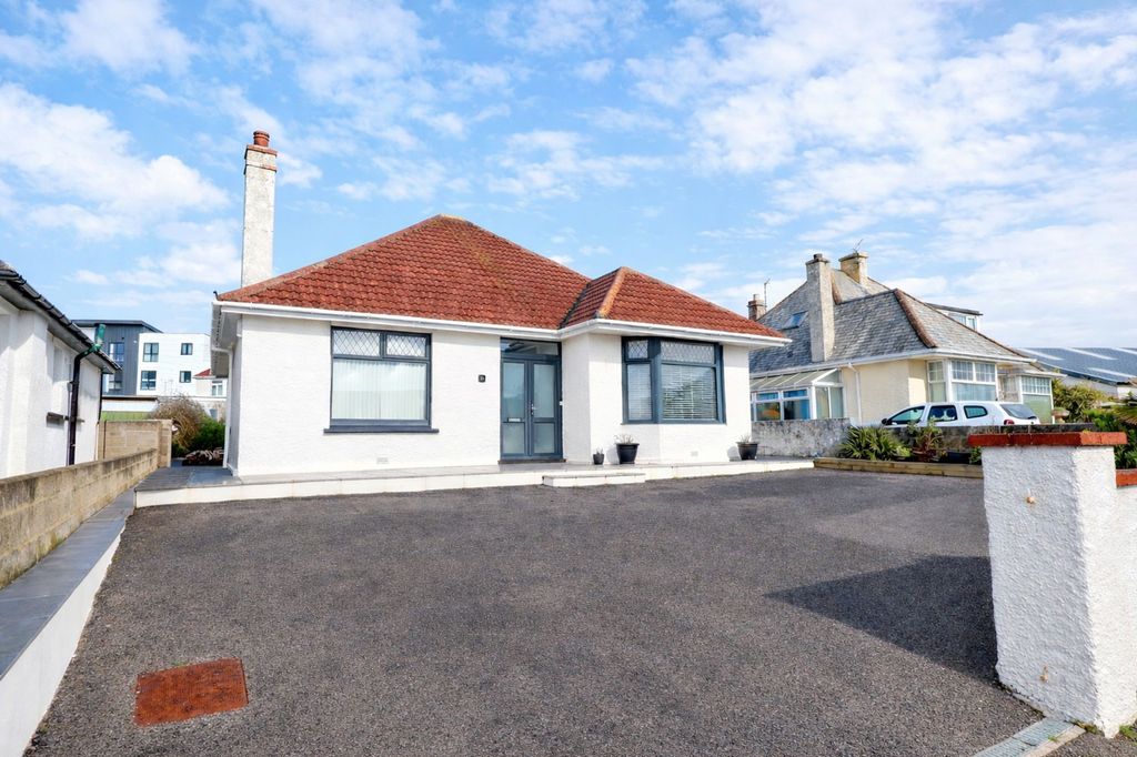 Property photo 1 of 27 External