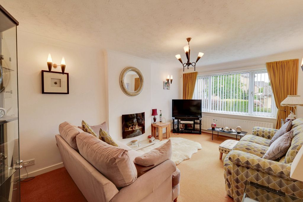 Property photo 2 of 22 Picture No. 69