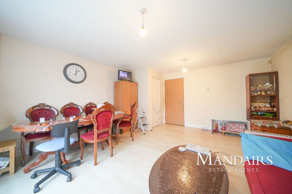 Property photo 3 of 15