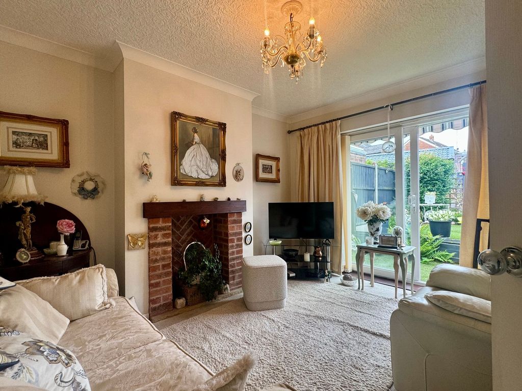 Property photo 3 of 16