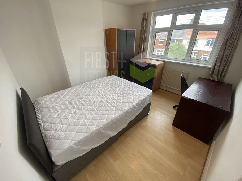 Property photo 3 of 15 Photo 3