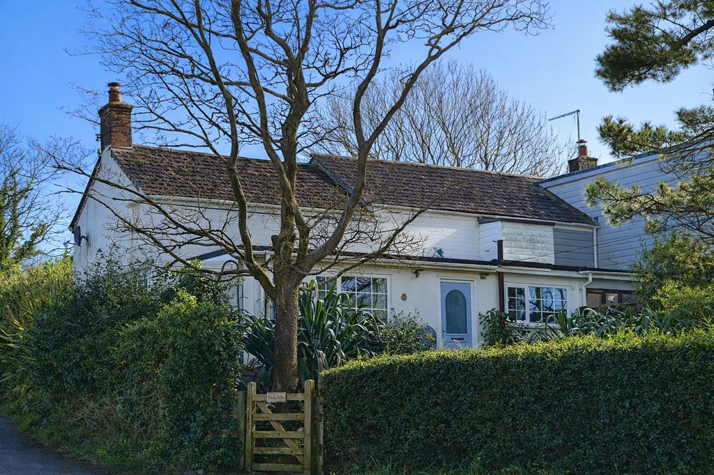 Property photo 1 of 28 External