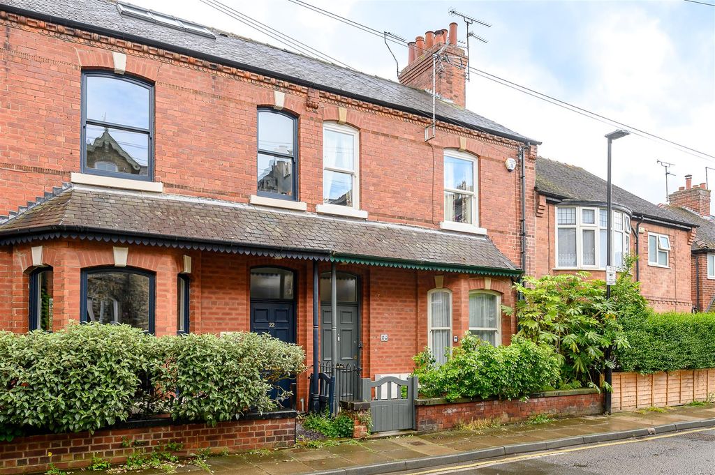 Property photo 1 of 11 External 2