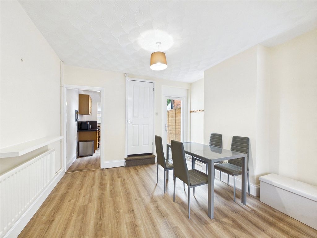 Property photo 3 of 10 Picture No. 02