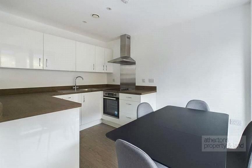 Property photo 3 of 10 8Fa1A927-45Fe-4909-Aa22-c84Dd16c03d6.Jpg