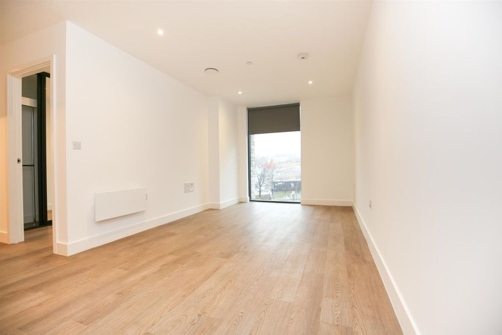 Property photo 1 of 8 45c6309A-c60A-442B-B137-5738Dcaca50A