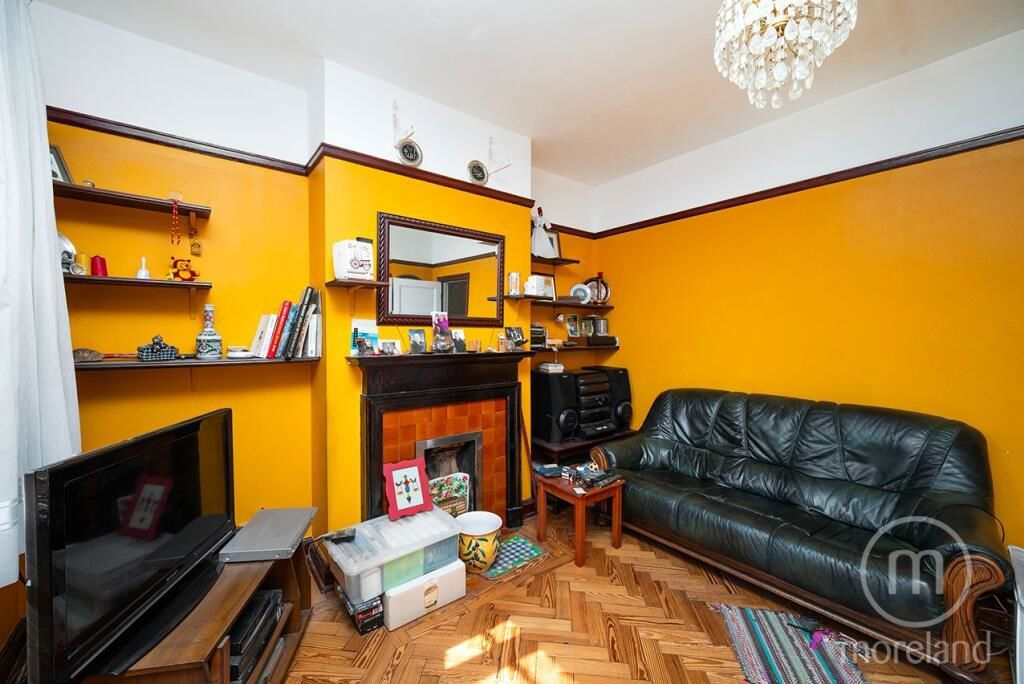 Property photo 3 of 14