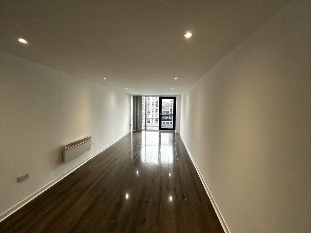 Property photo 3 of 8 Picture No. 03