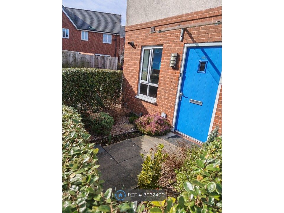 Property photo 2 of 25
