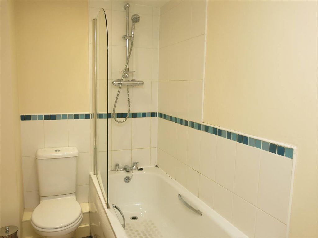 Property photo 3 of 5 Photo 03